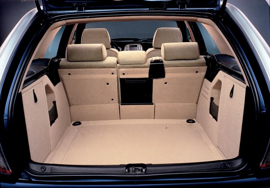  Lancia Lybra SW 1999 года  (фото 41 из 57)